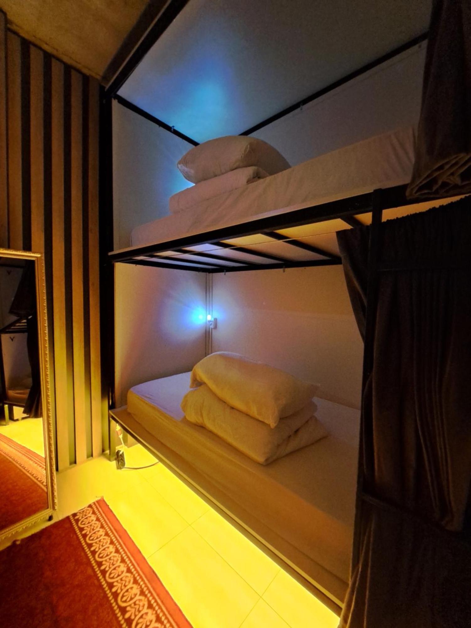 Karvi Hostel & Suites Batumi Eksteriør bilde