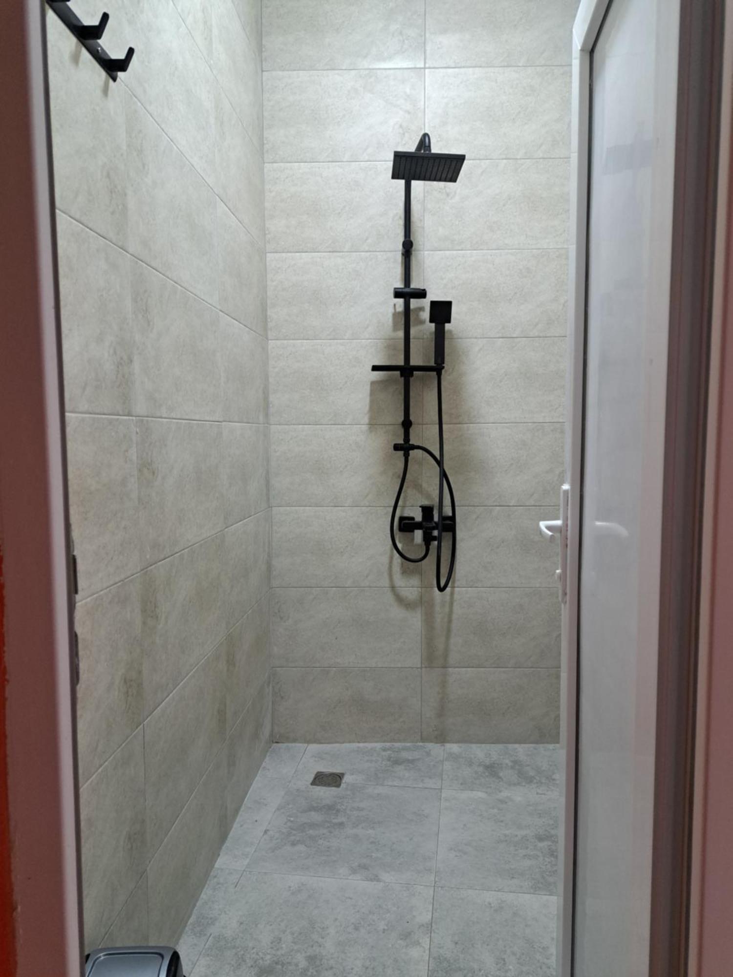 Karvi Hostel & Suites Batumi Eksteriør bilde